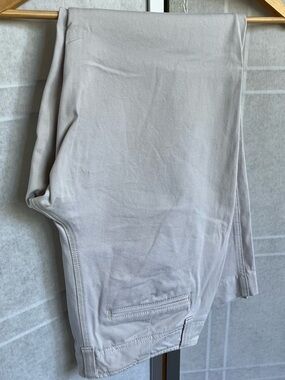 Eddie Bauer Vashon Fit Pants Light Khaki Textured Size 8 Midweight Straight Leg